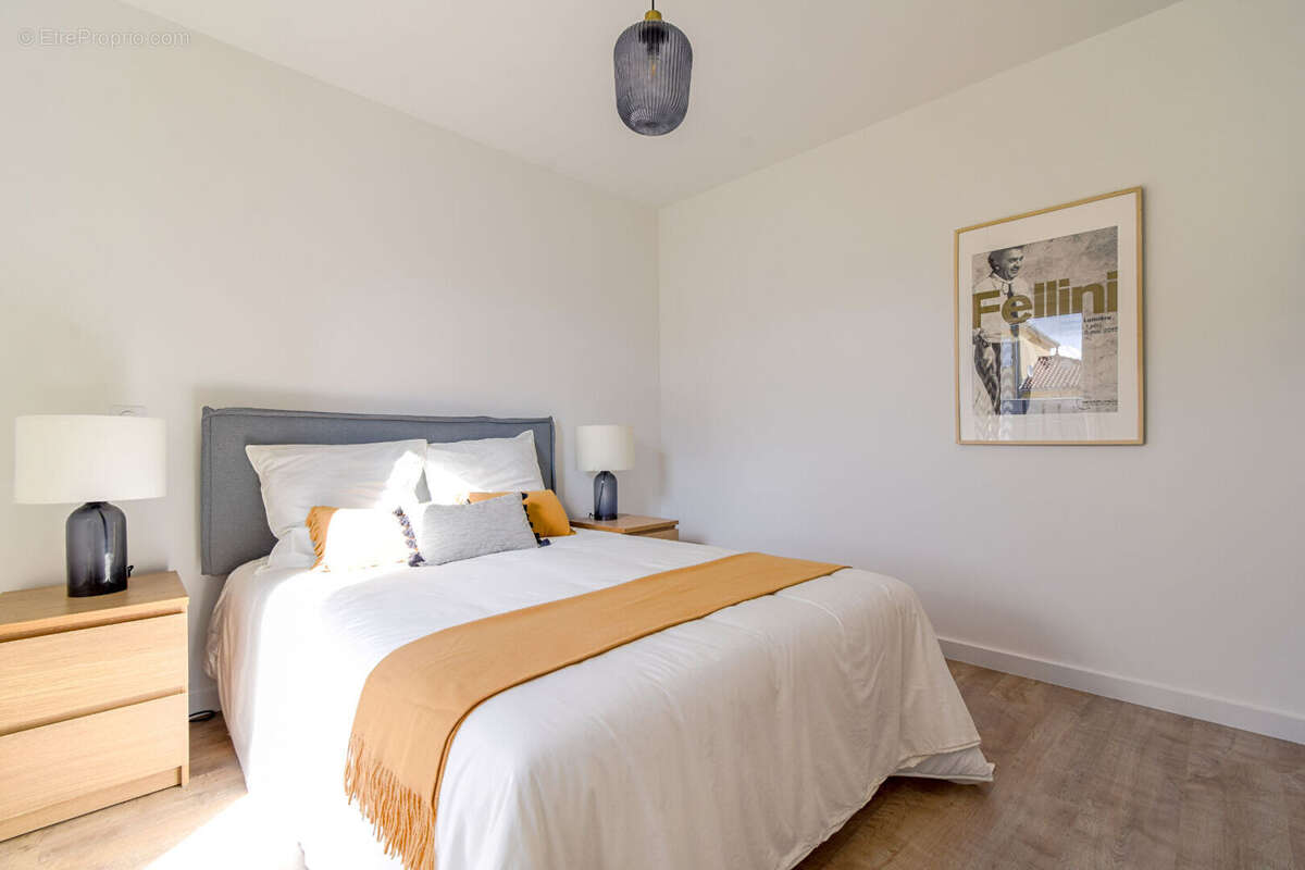 Maison à SAINT-PIERRE-DE-CHANDIEU