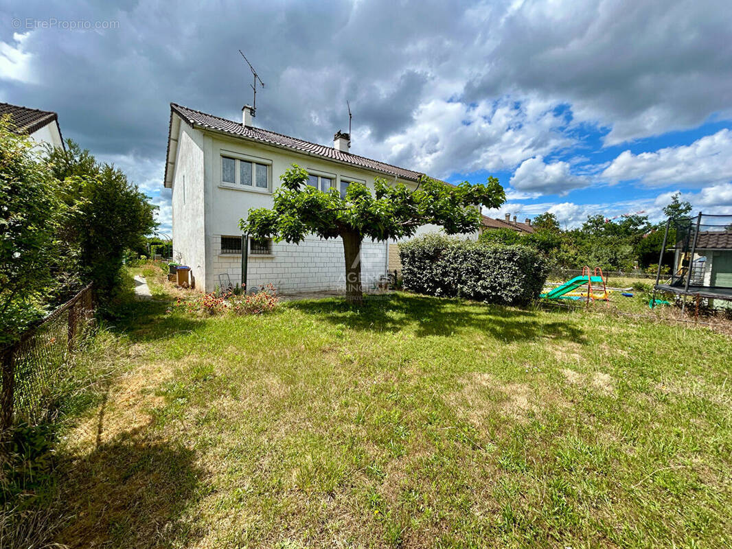 Maison à ACHERES