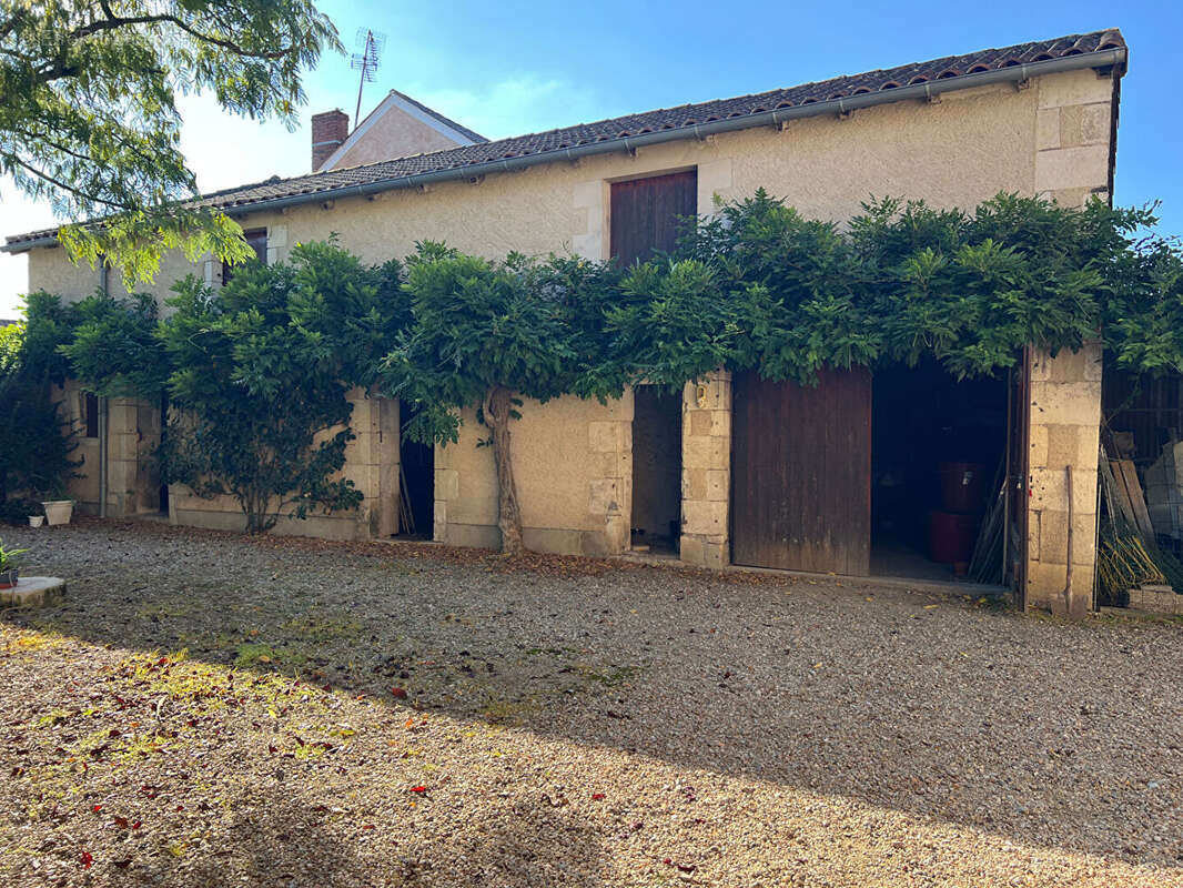 Maison à CHAPELLE-VIVIERS