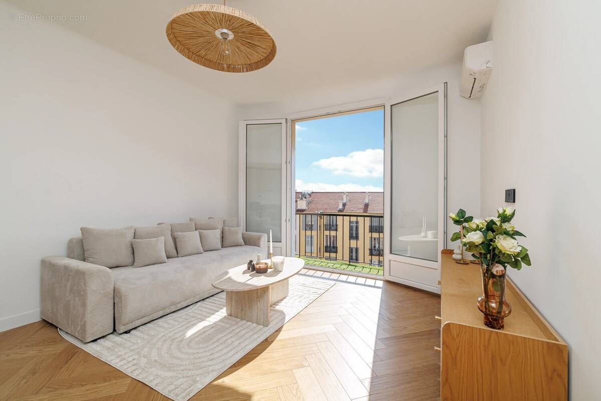 Appartement à NICE