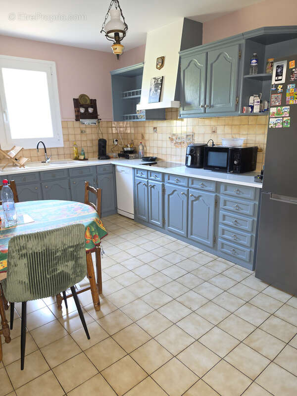 Maison à MOURIES