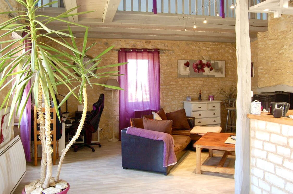 Maison en pierre rénovée accès de plain pied -  piscine   Calès 46350 - photo 6
