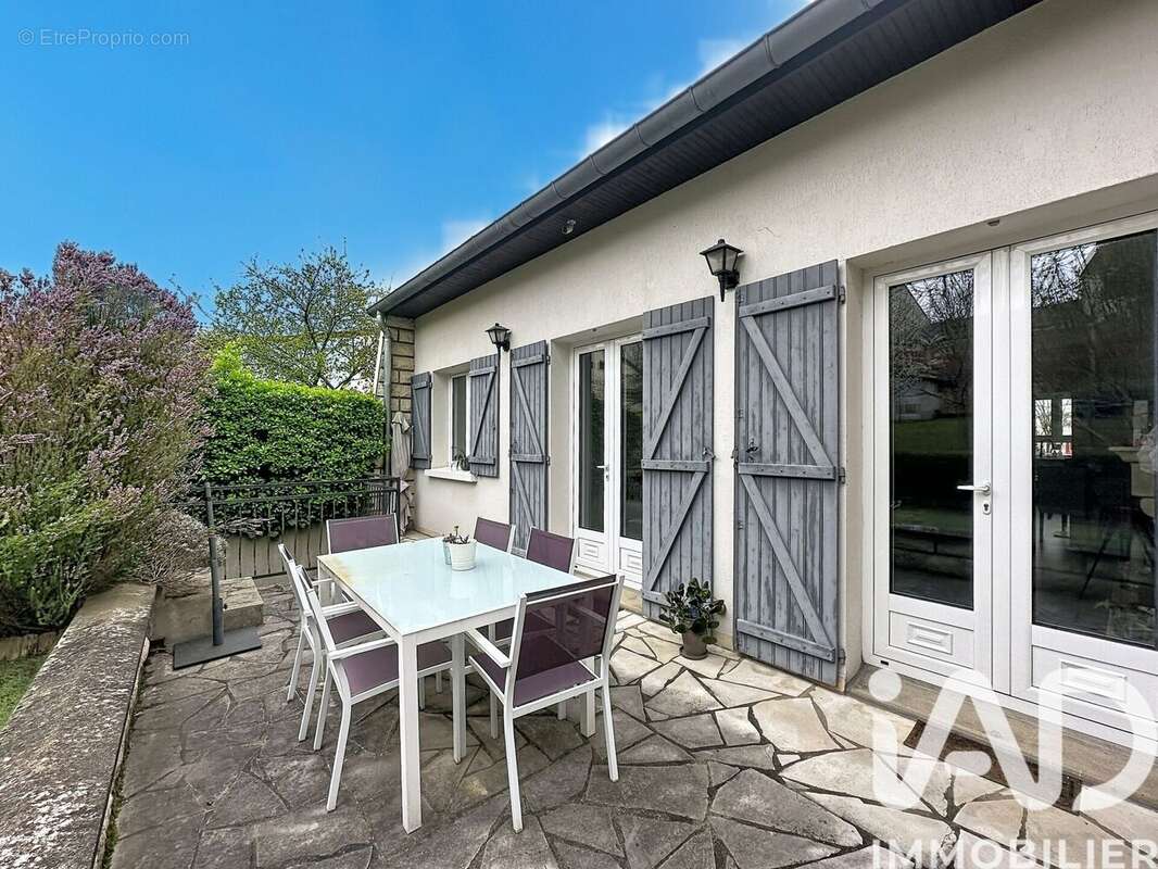 Photo 2 - Maison à NANTERRE