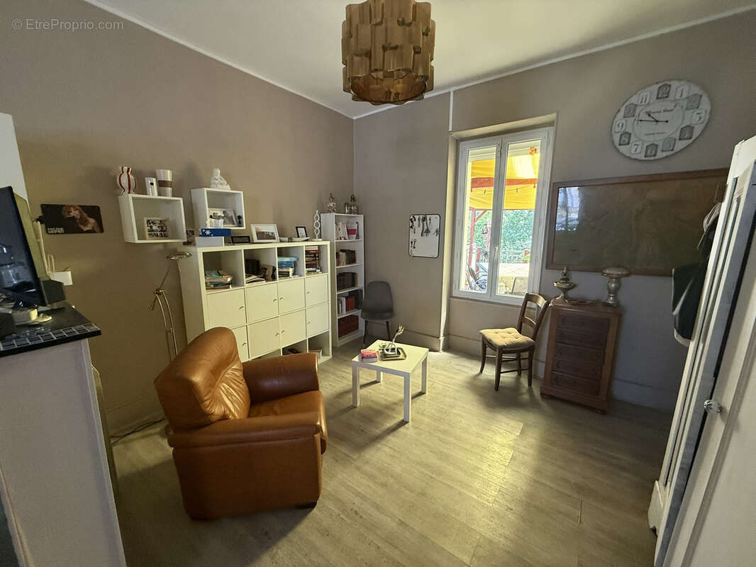 Maison à SAINT-YORRE