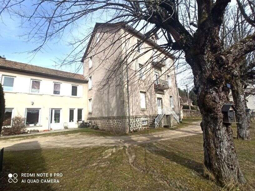 Appartement à LE CHAMBON-SUR-LIGNON