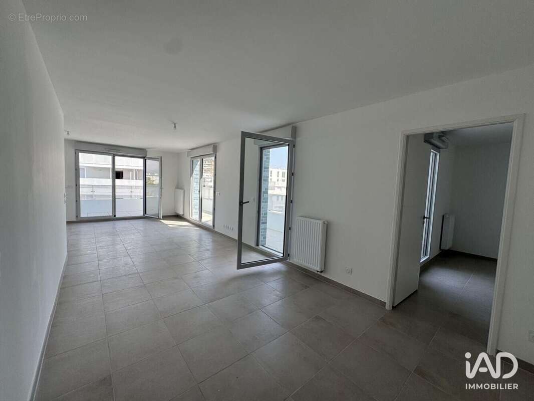 Photo 8 - Appartement à MARSEILLE-10E