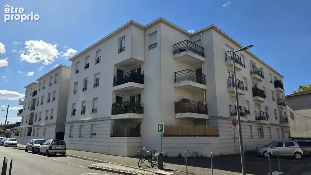 Photo Appartement à Vaulx-En-Velin au prix de 139 000€