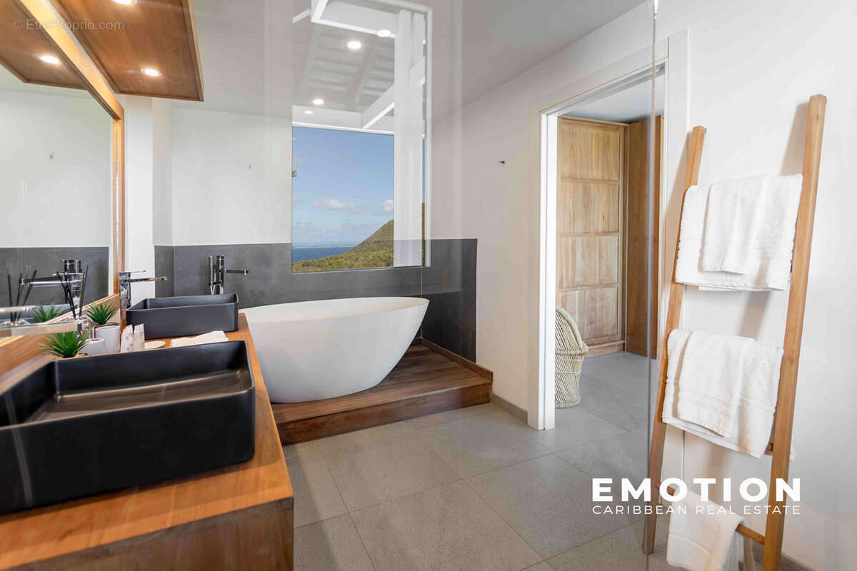 Maison à SAINT-MARTIN