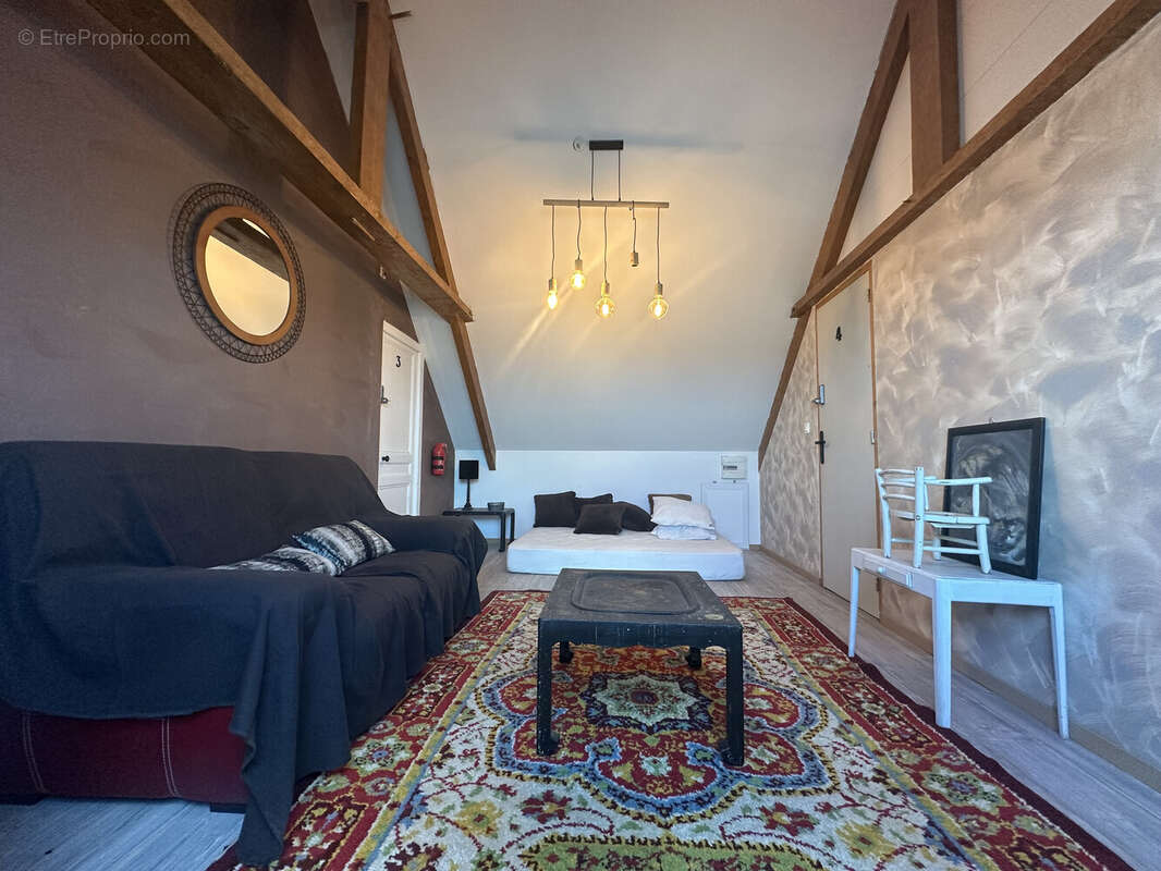 Maison à TOURLAVILLE
