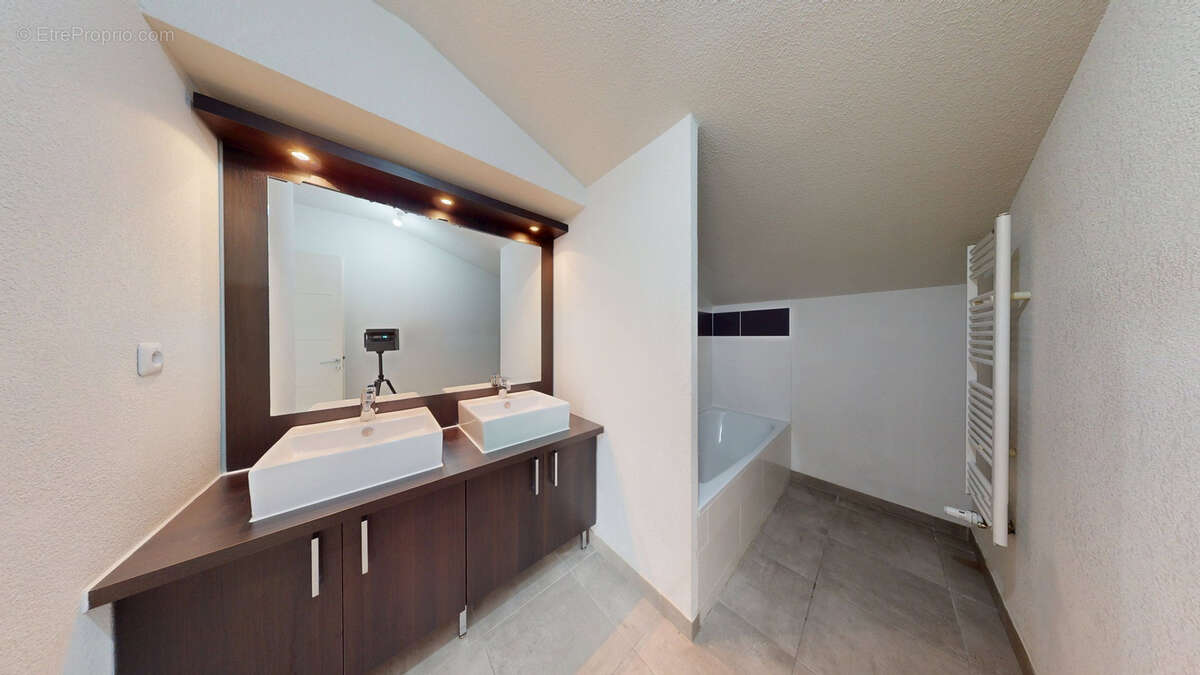 Appartement à TOURNEFEUILLE