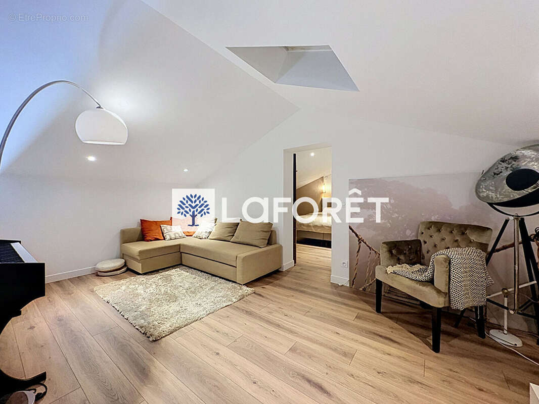 Maison Beynost 6 pièces 157.09m² et son jardin de 121m² - photo 11