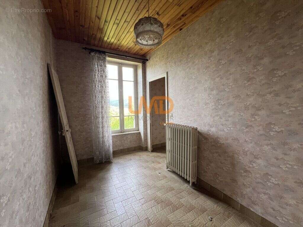 Maison à AUBENAS