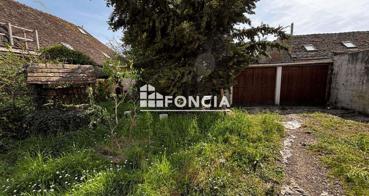 Maison à LONGNES