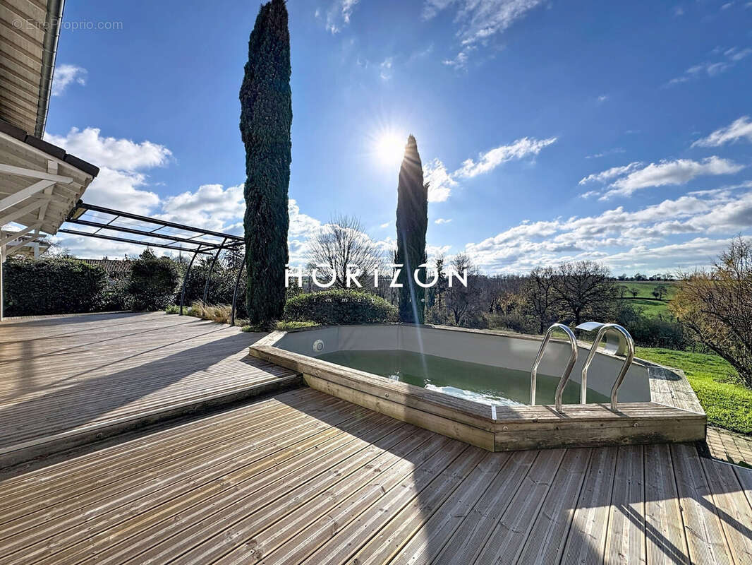 Maison à PEYZIEUX-SUR-SAONE