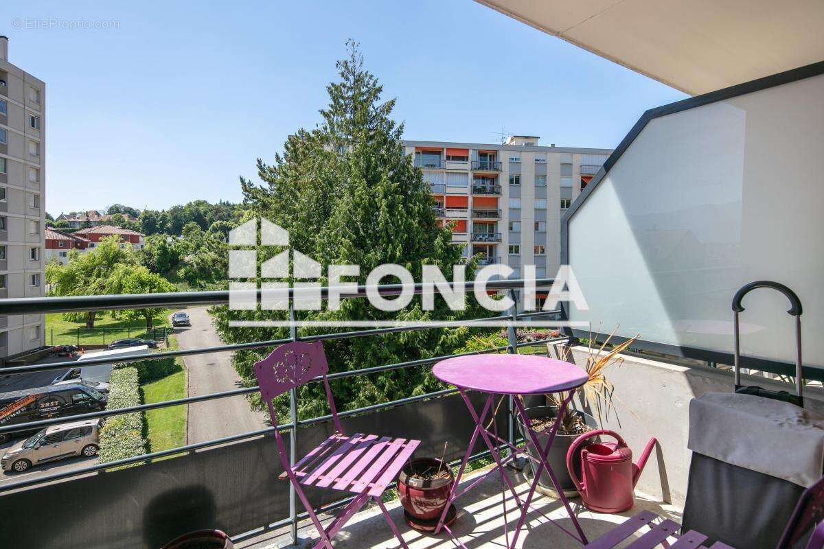 Appartement à VOIRON