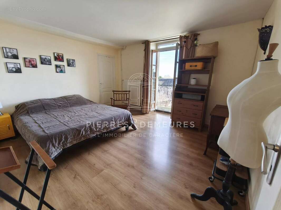 Maison à BENGY-SUR-CRAON