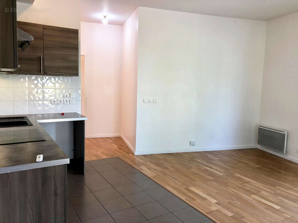 Appartement à QUINCY-SOUS-SENART