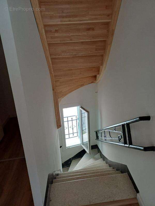 Maison à SAINT-JULIA-DE-BEC