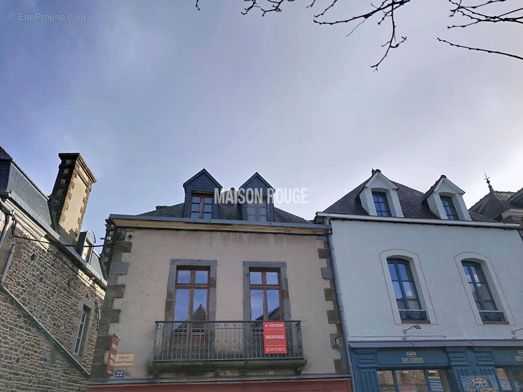 Appartement à COMBOURG
