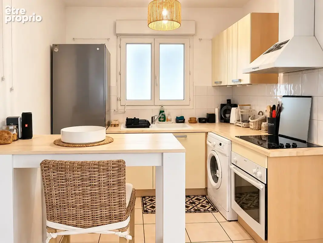 Appartement Oyonnax 3 pièces 69 m2 box et terrasse - photo 4