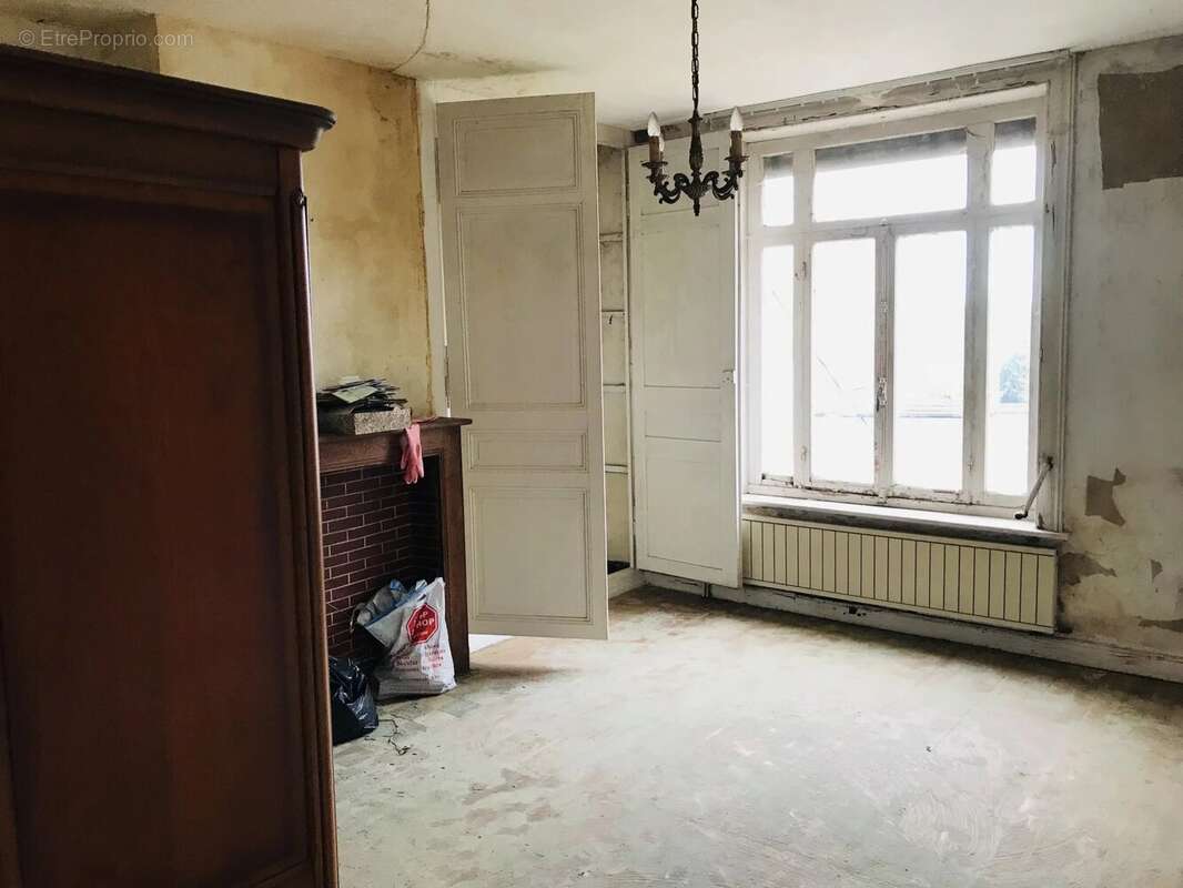 Maison à SAINT-ETIENNE-AU-MONT