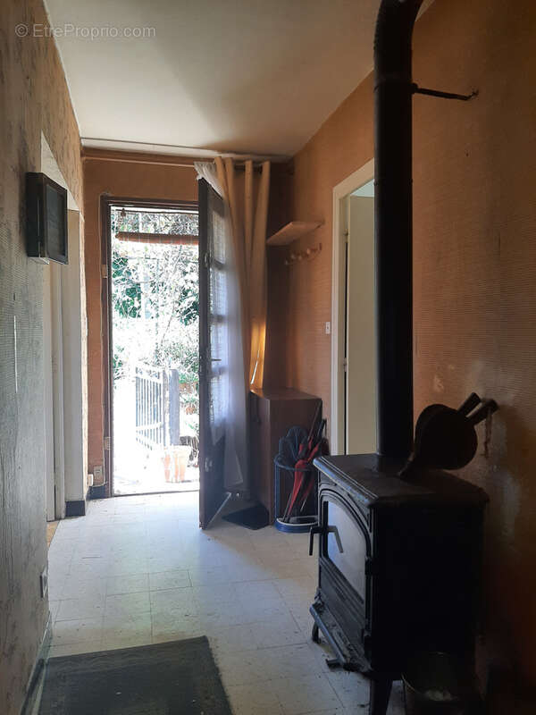 Maison à SAINT-GENEST-LACHAMP