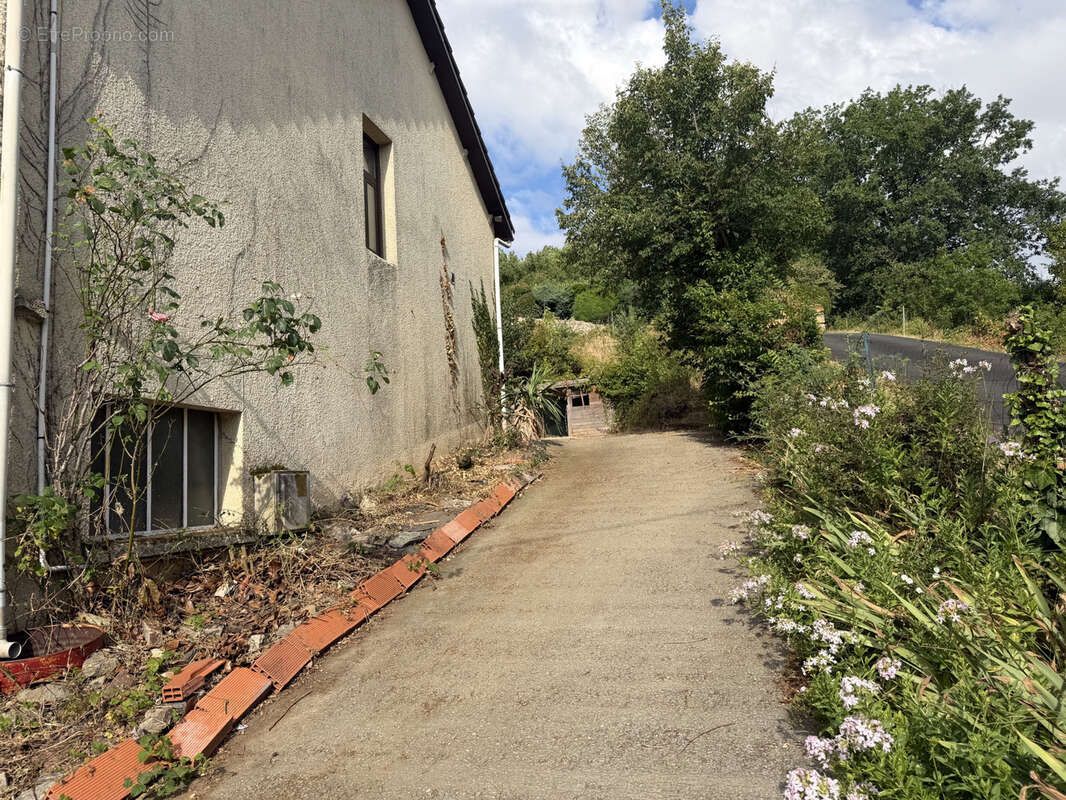 Maison T6 - 118m2 - photo 14