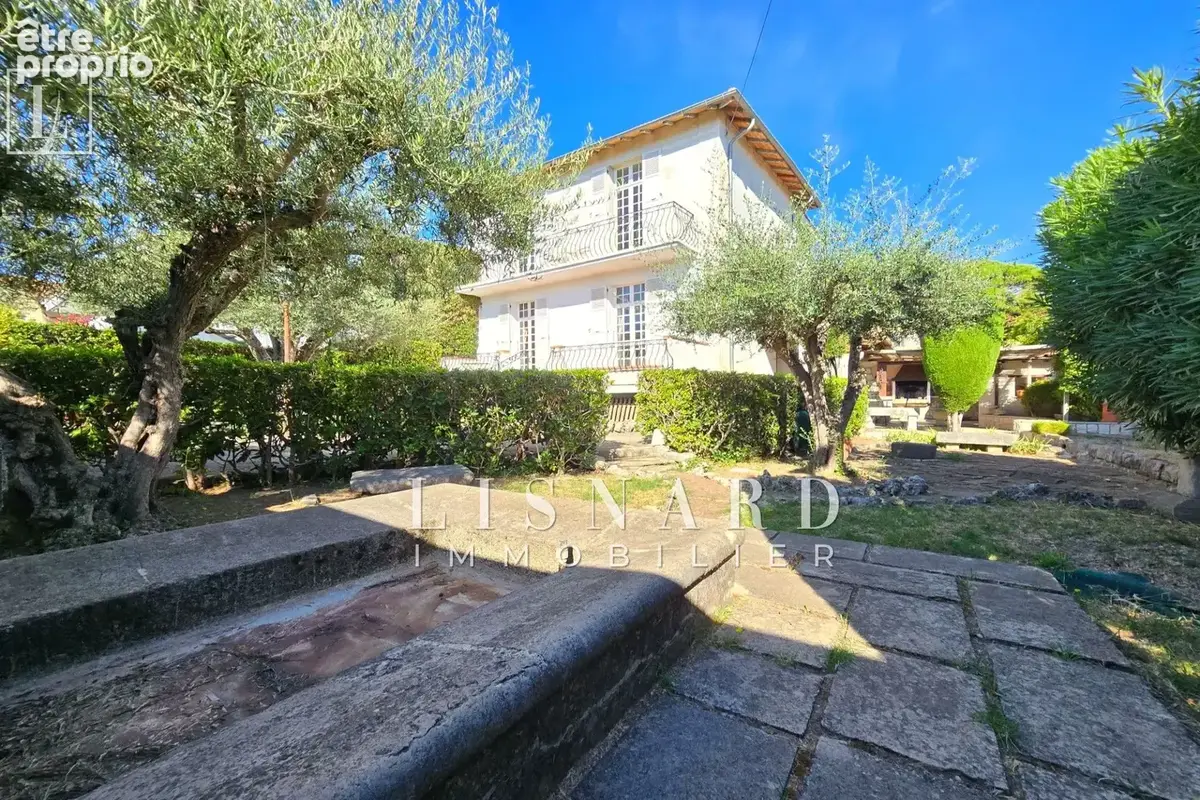 Maison à VALLAURIS