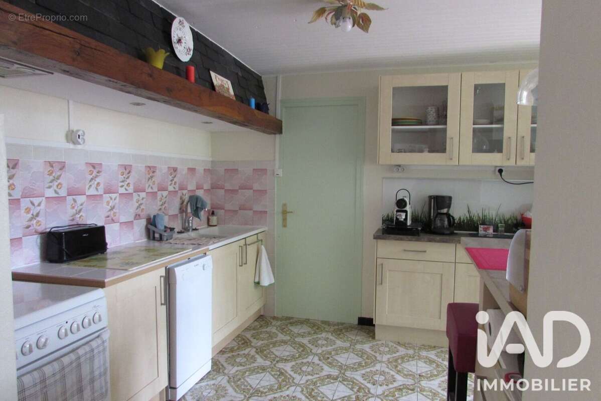 Maison 160 m² à Maulay  - photo 9