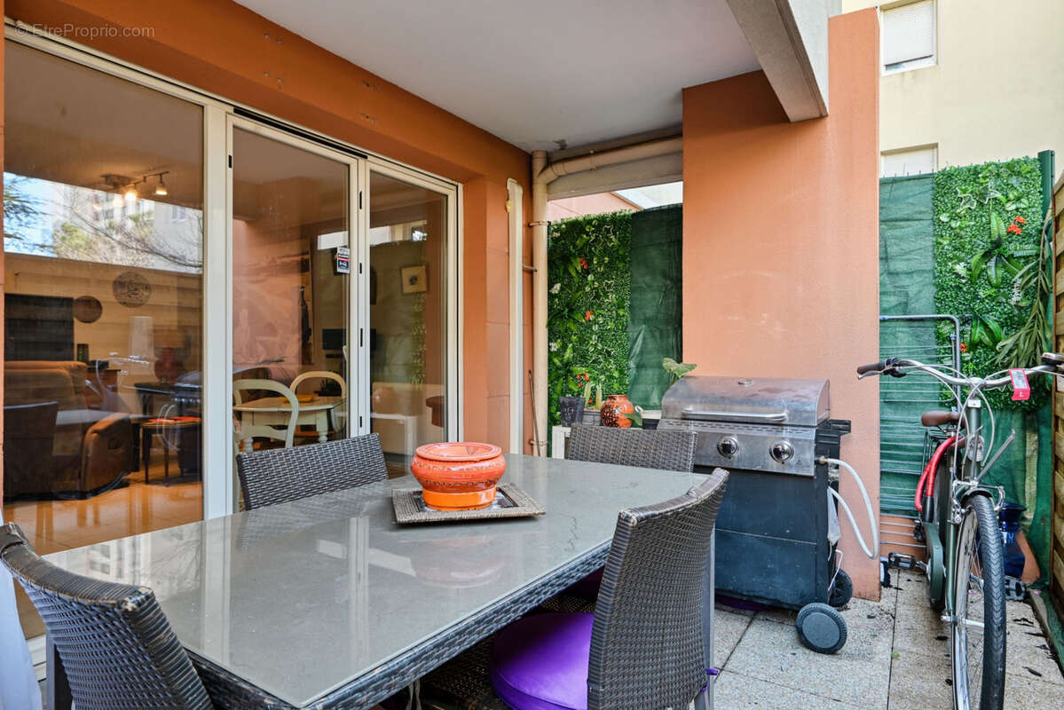 Appartement à MARSEILLE-14E