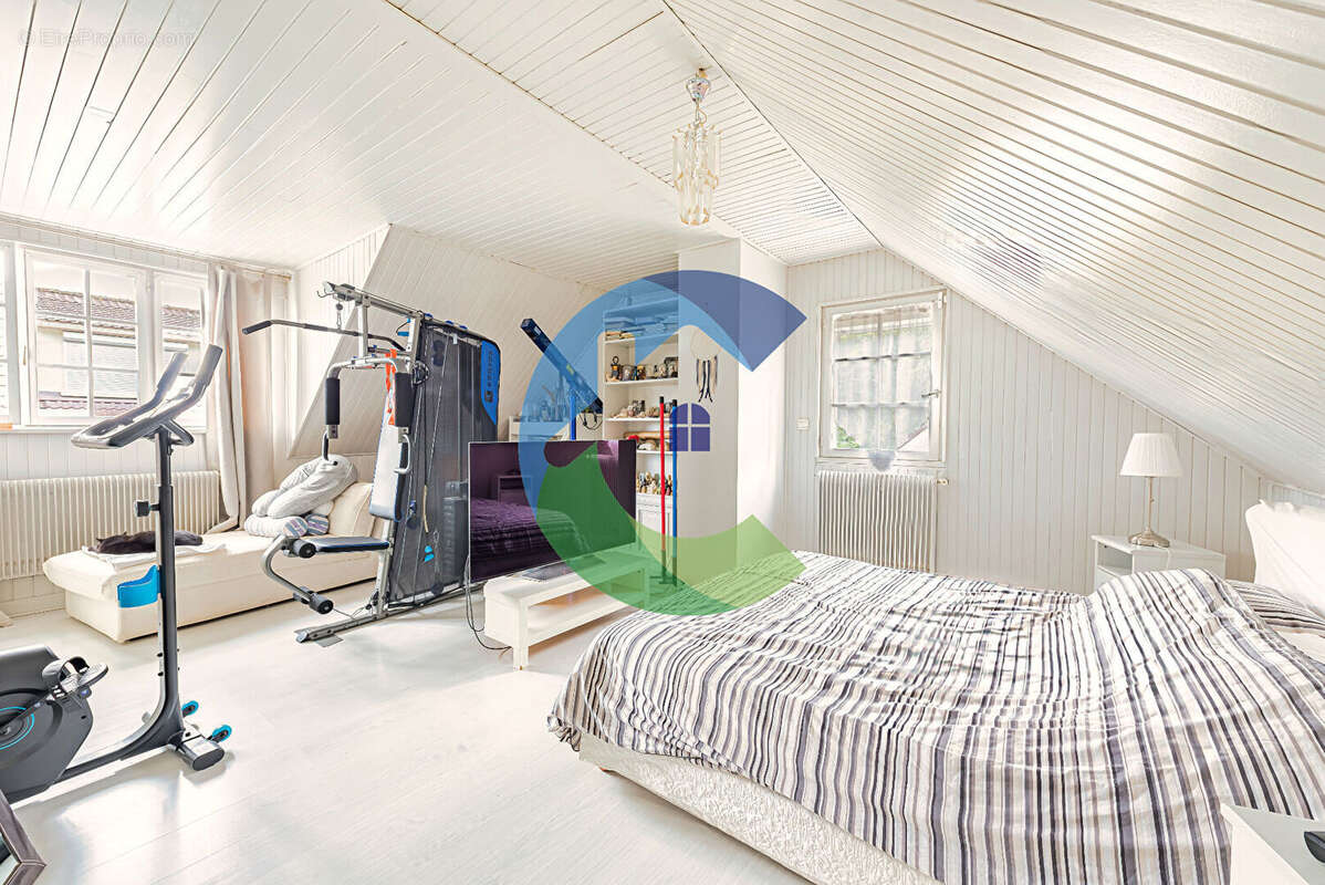 Maison à LONGJUMEAU