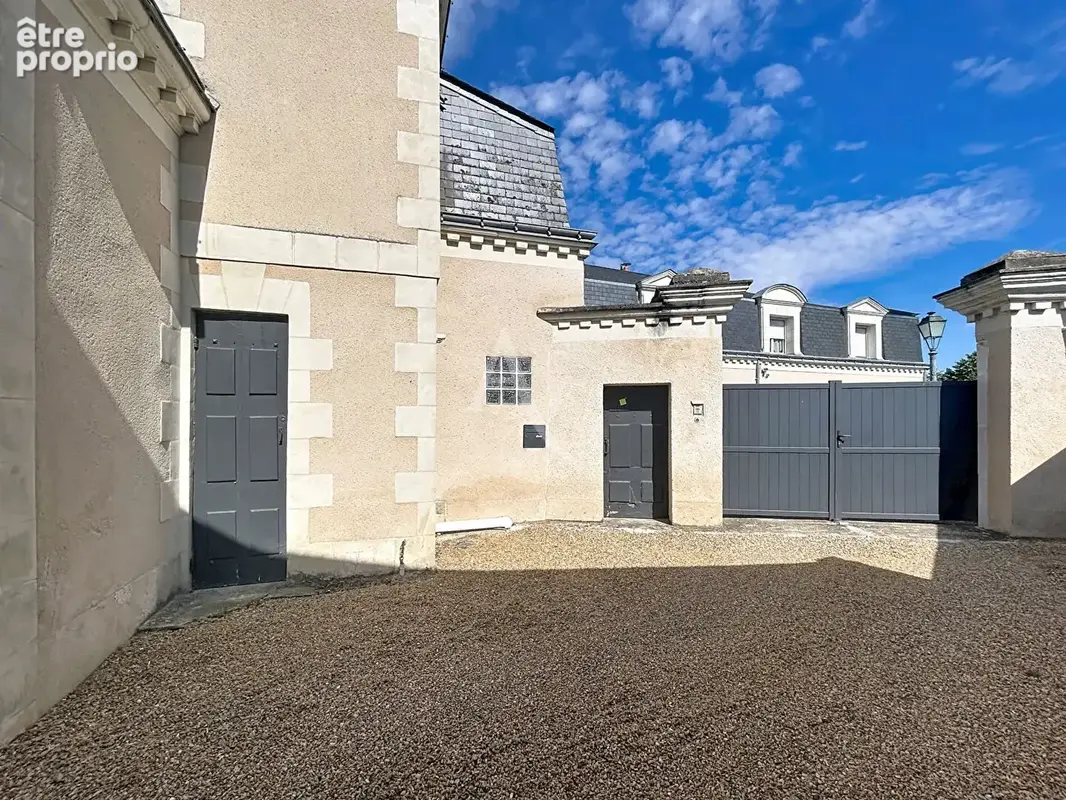Maison Seiches Sur Le Loir 10 pièces 229 m2 - photo 2