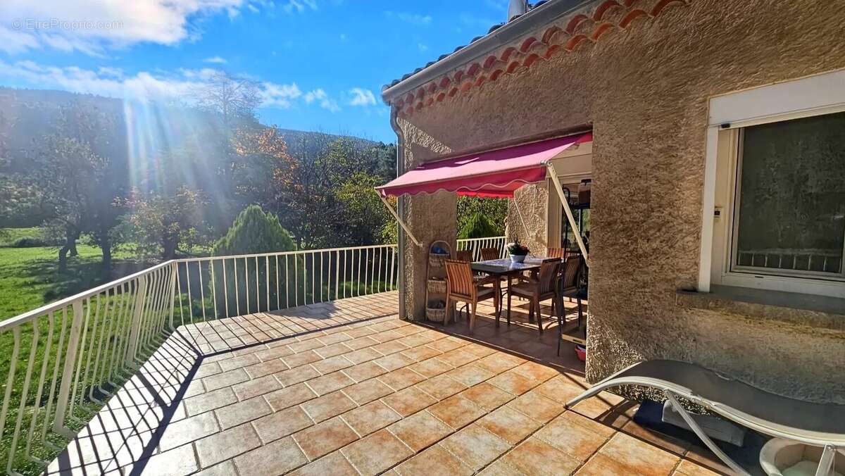 Maison à PLAN-D&#039;AUPS-SAINTE-BAUME