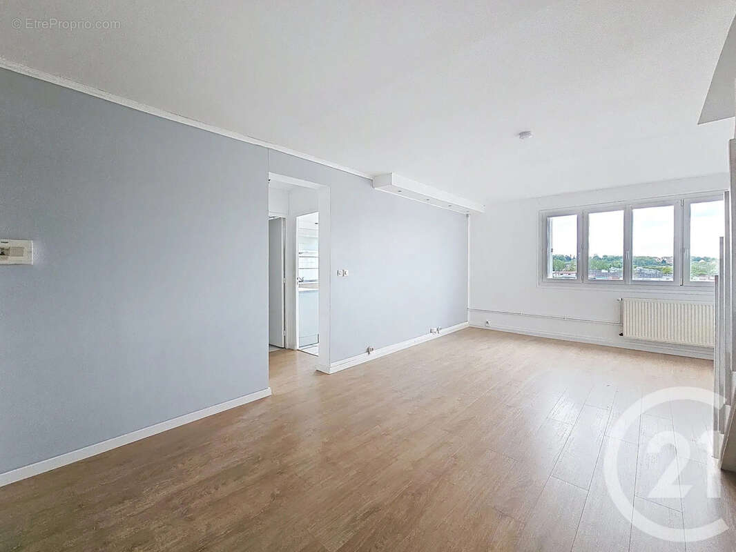 Appartement 79 m² à Provins  - photo 2