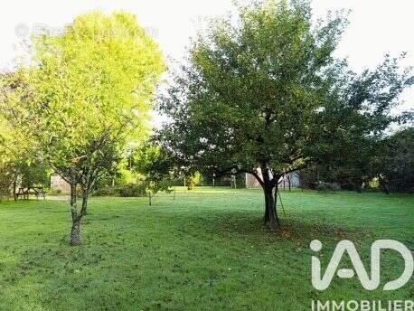 Photo 3 - Terrain à SAINT-GONDRAN