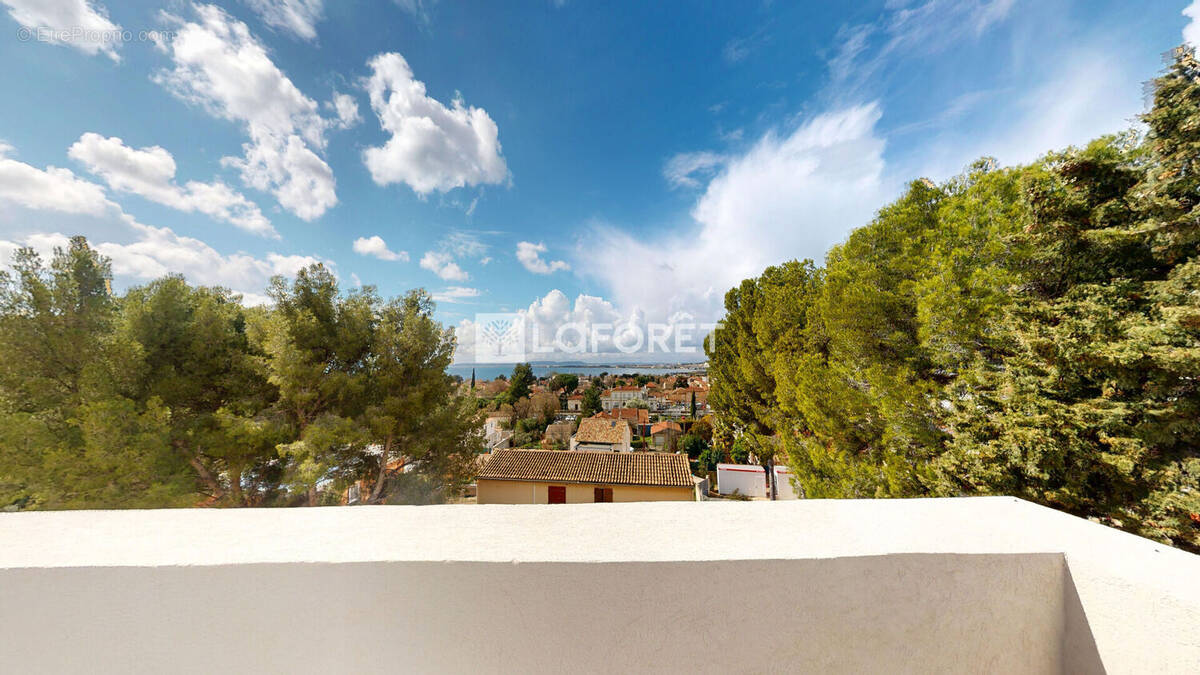 Appartement à ROGNAC