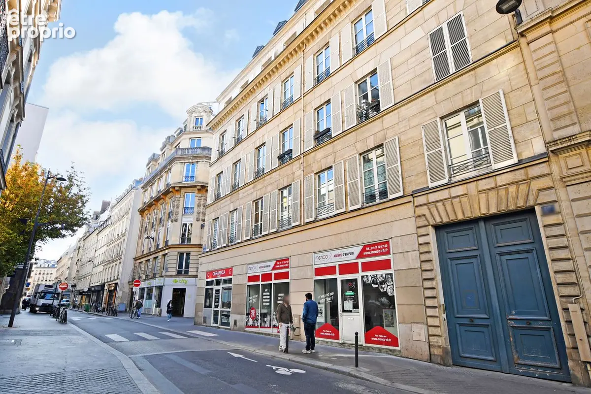 Local commercial Paris 97 m2 - photo 2
