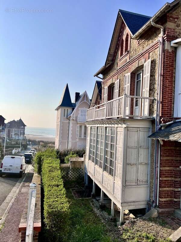 Maison à BLONVILLE-SUR-MER
