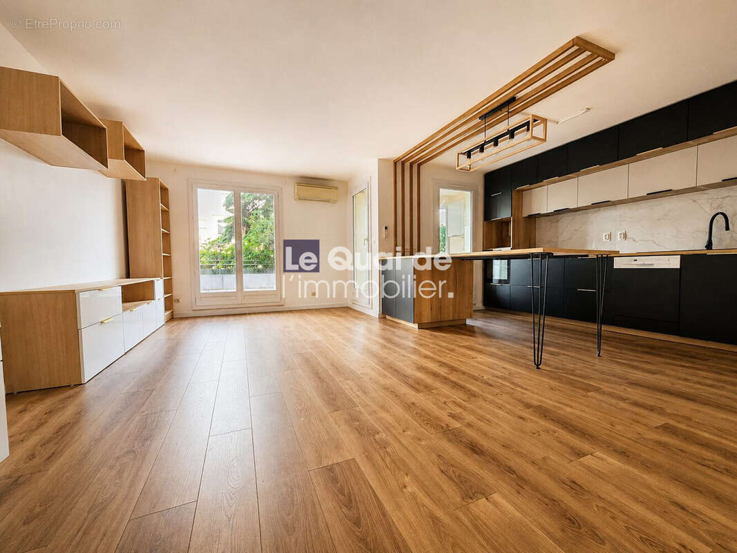 Appartement à FONTAINE
