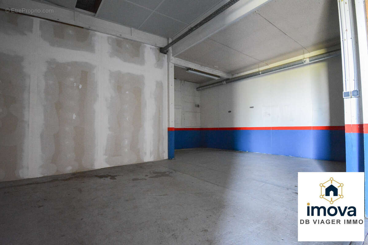 Commerce 107 m² à Abrest  - photo 2