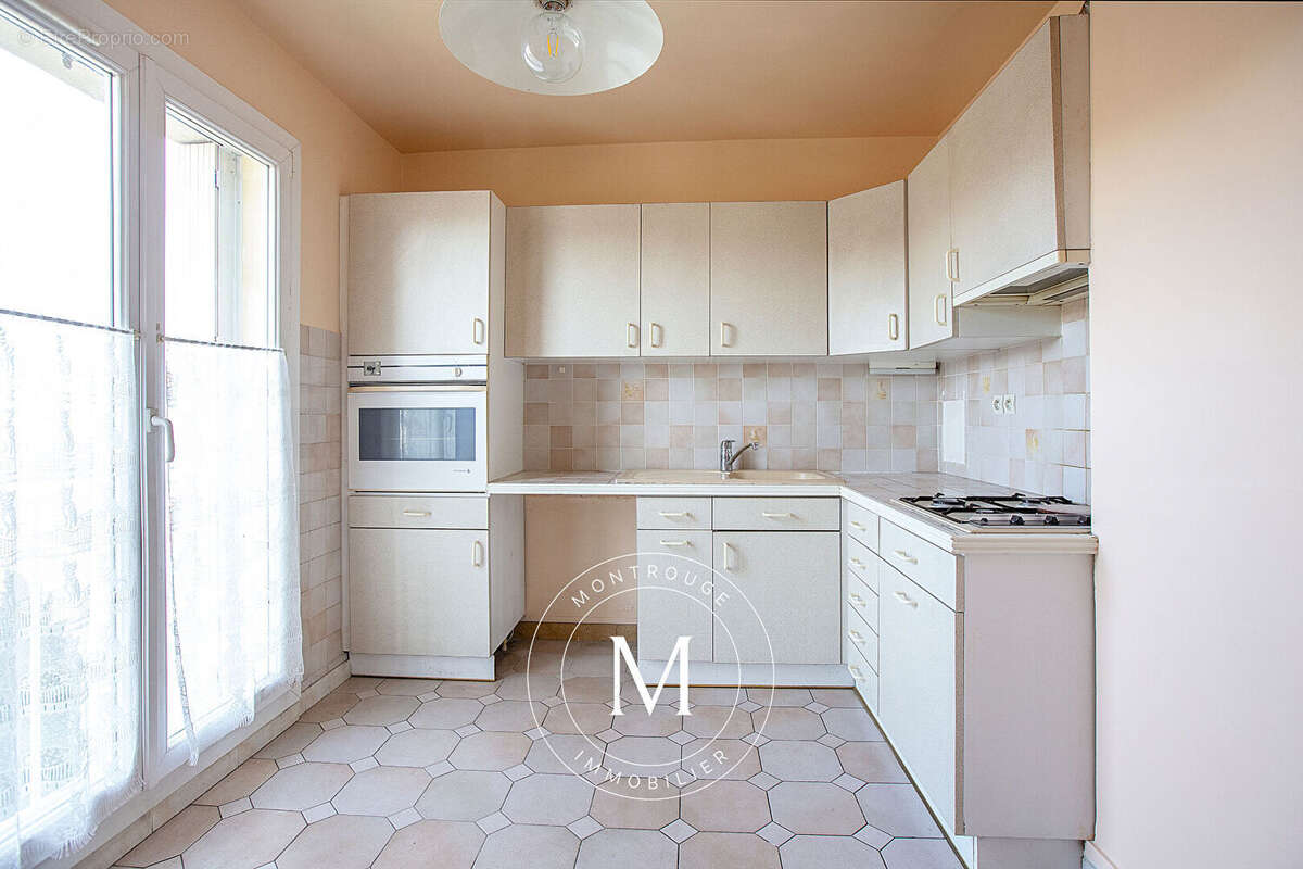 Appartement à MONTROUGE