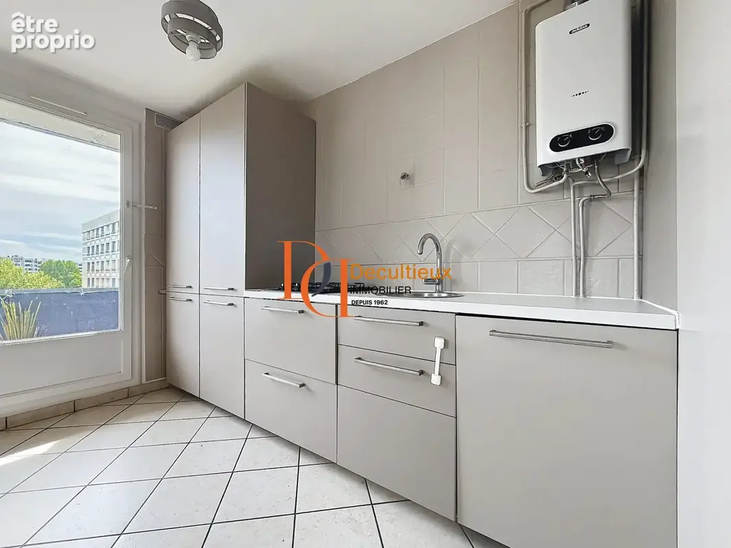 Appartement 4 pièces 83 m² à vendre à Villeurbanne (69100) - photo 3