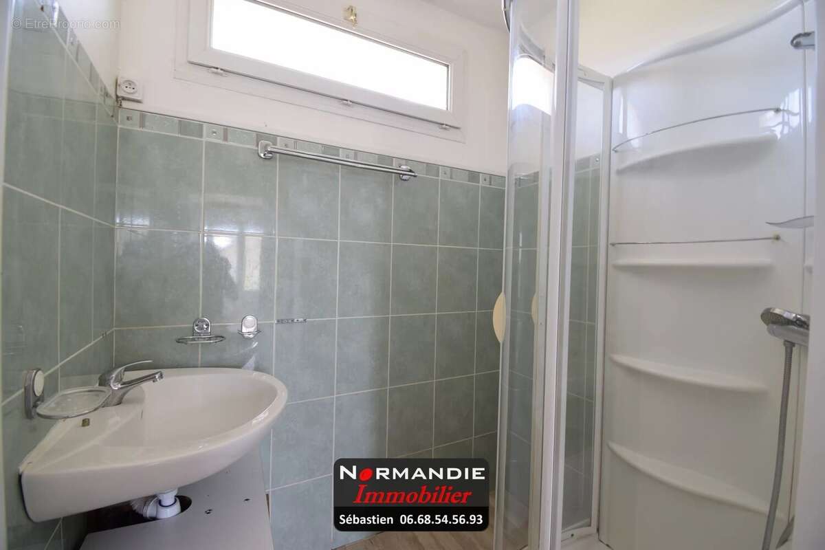 Maison à DOUDEVILLE