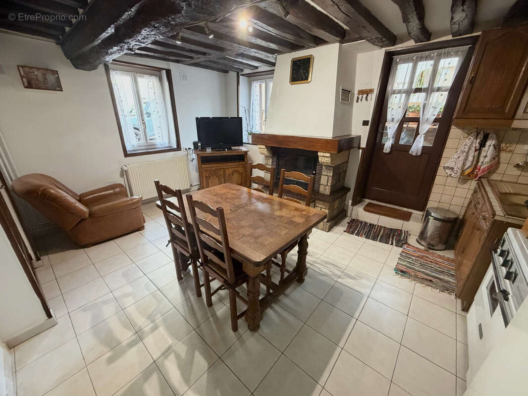 Maison à PETIT-COURONNE