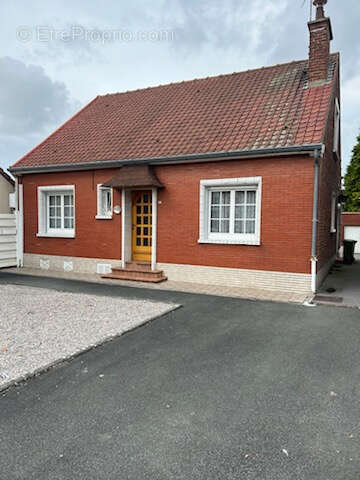 Maison à AUBY