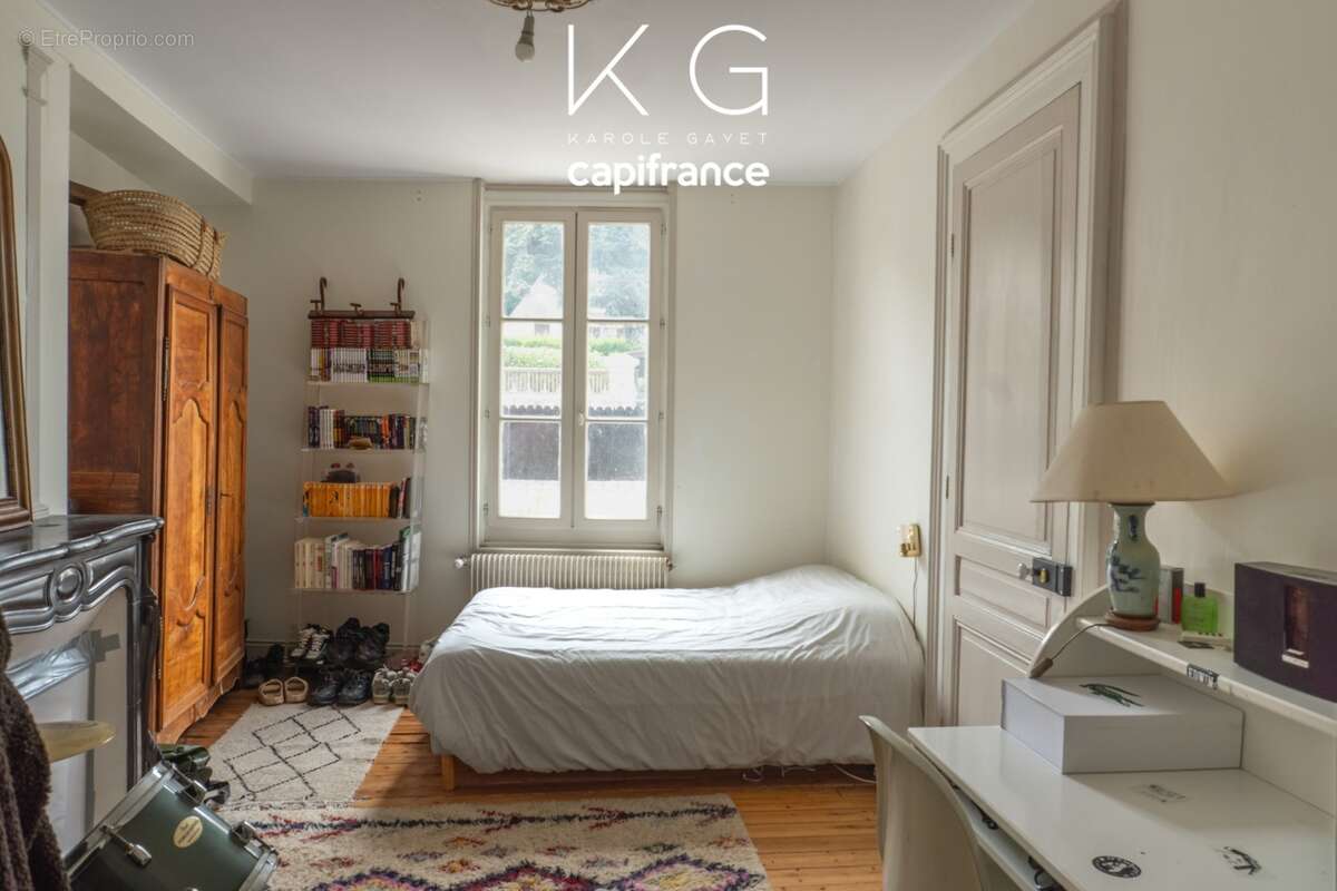Proche Honfleur très belle maison de maître à vendre 232 m², 5 chambres, jardin clos et arboré de 1 539 m² - photo 12