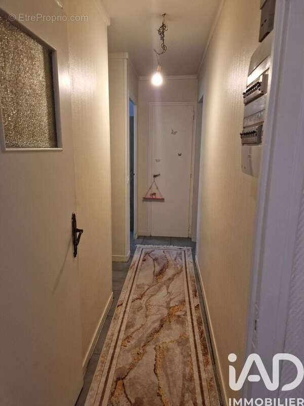 Photo 4 - Appartement à SAINT-JEAN-DE-LA-RUELLE