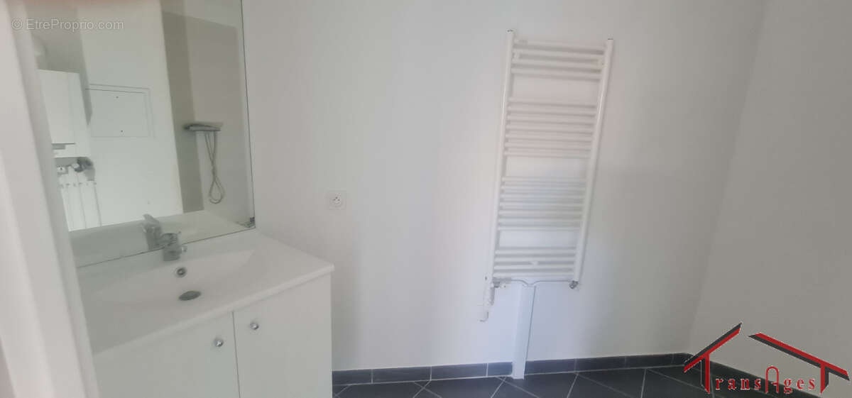 Appartement à SAINT-GERMAIN-LES-ARPAJON