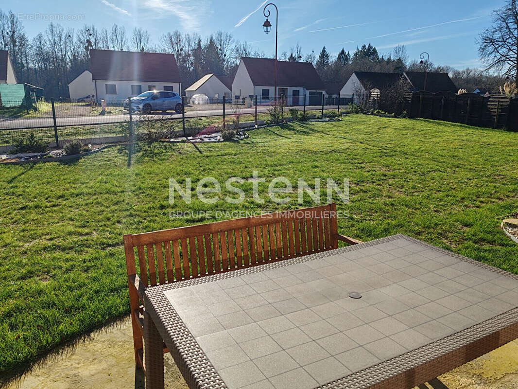 Maison à LA FERTE-SAINT-CYR