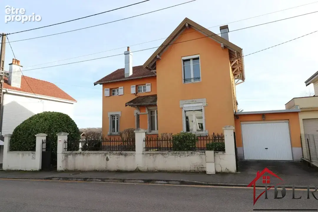 Chantraine   coteau    maison de caractère    environ 120 m2 - photo 4